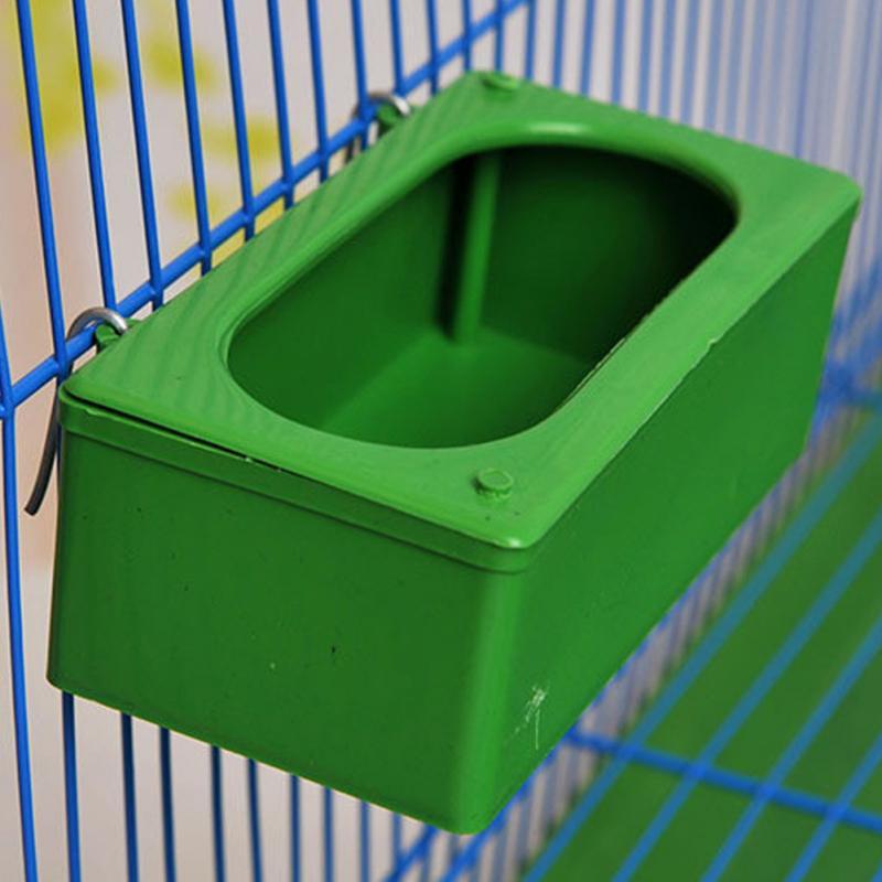 The Bird Oasis: Durable Splash-Proof Hanging Bird Food Container